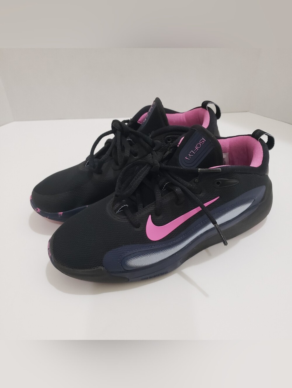 Nike ISOfly Basketball Shoes FN2384-003 Black Pink Men’s Size 6Y Women’s 7.5Wel
